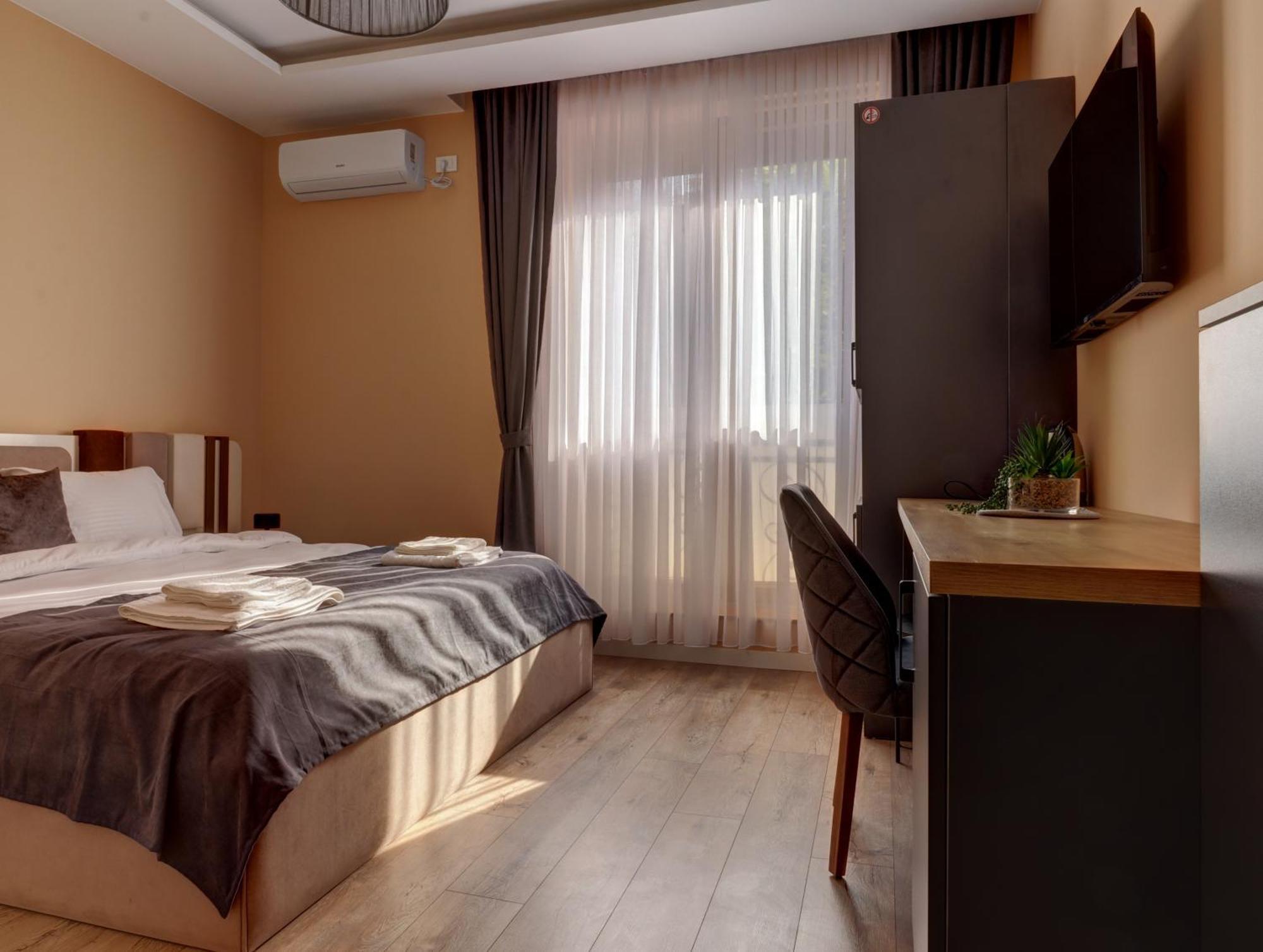 Midtown Prishtina Stays - Central Location Pristina Exterior foto