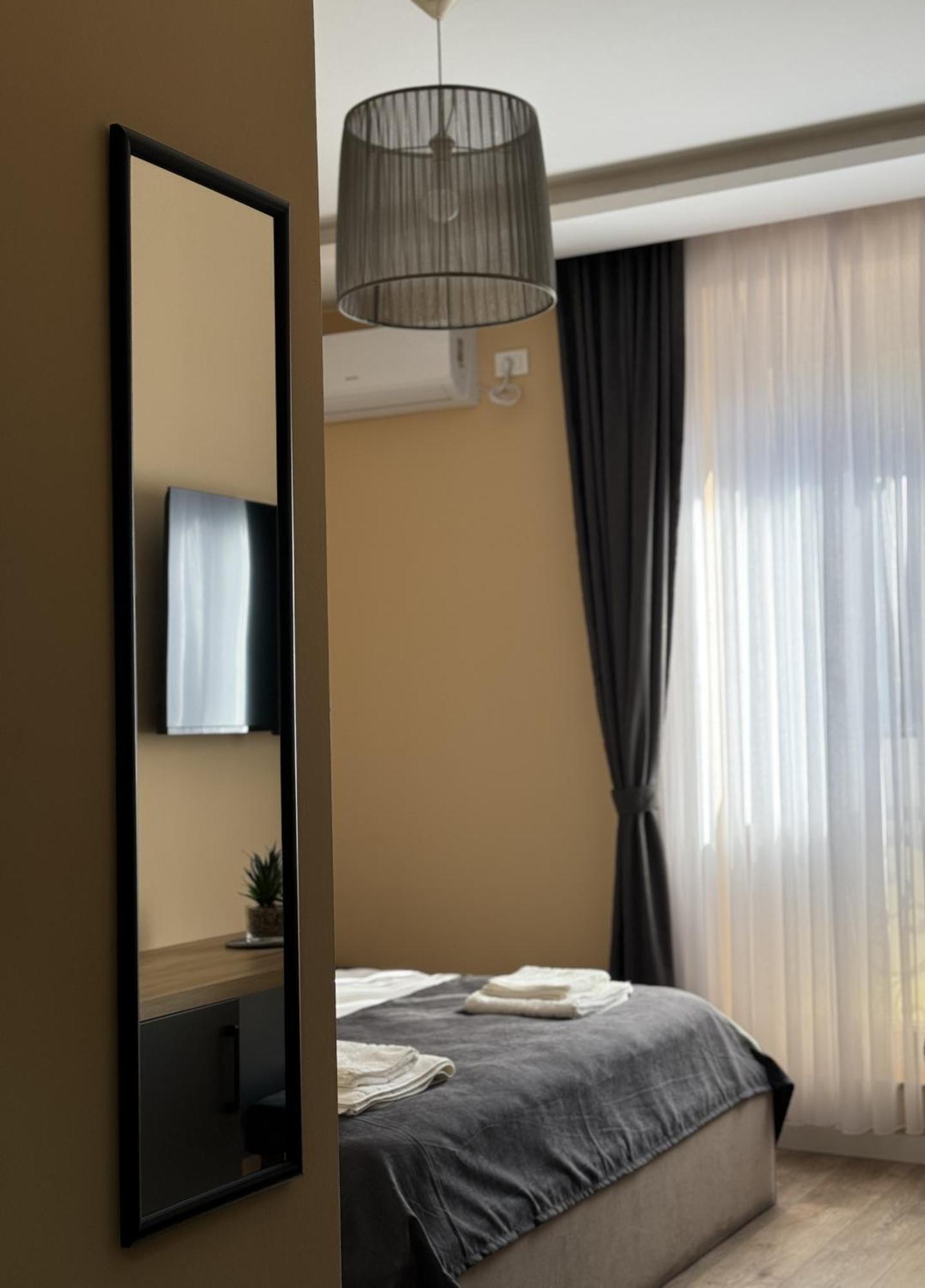 Midtown Prishtina Stays - Central Location Pristina Exterior foto